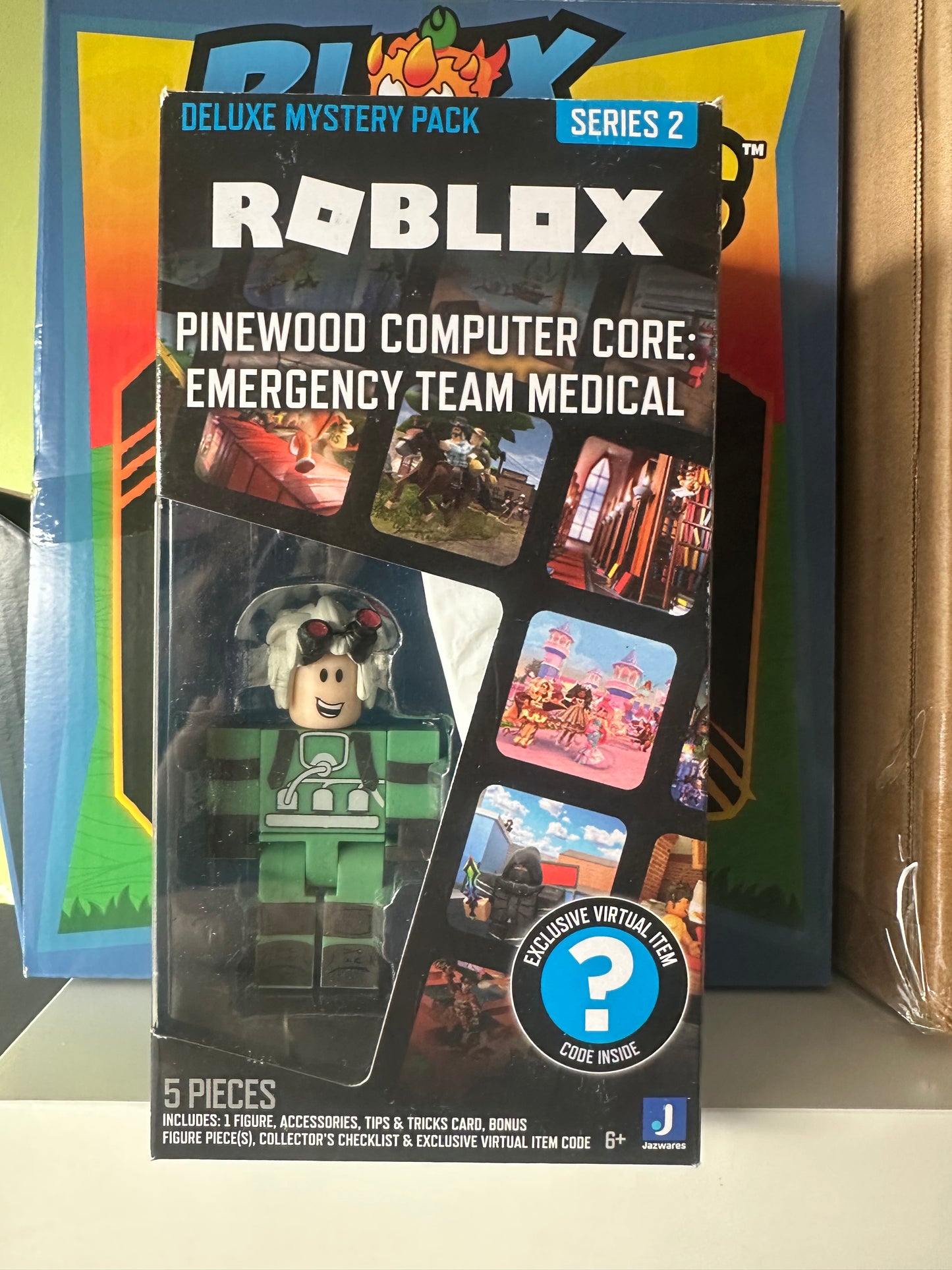 Roblox Deluxe Figuras Mystery